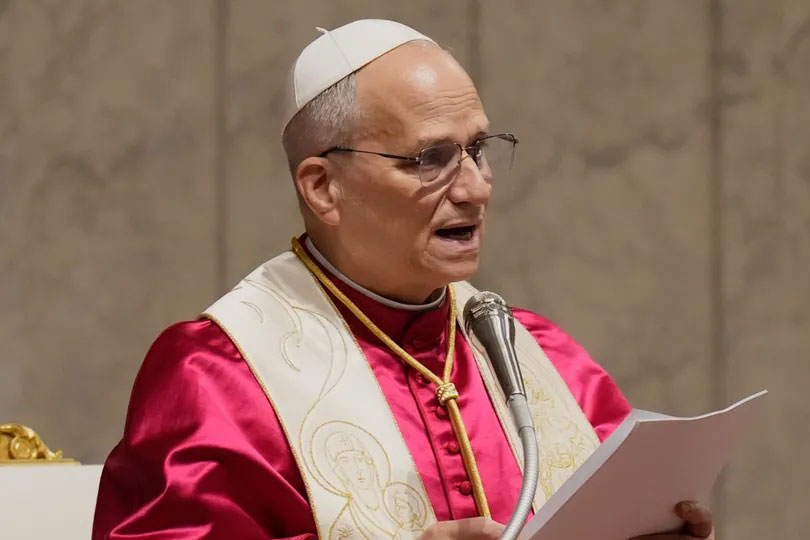 ഒരു കൂട്ടം നിഷ്ഠൂരര്‍ ലോകത്തെ നശിപ്പിക്കുന്നു , യുദ്ധത്തിനായി പണം ഒഴുക്കുന്നവരെ വിമര്‍ശിച്ച്‌ മാര്‍പാപ്പ